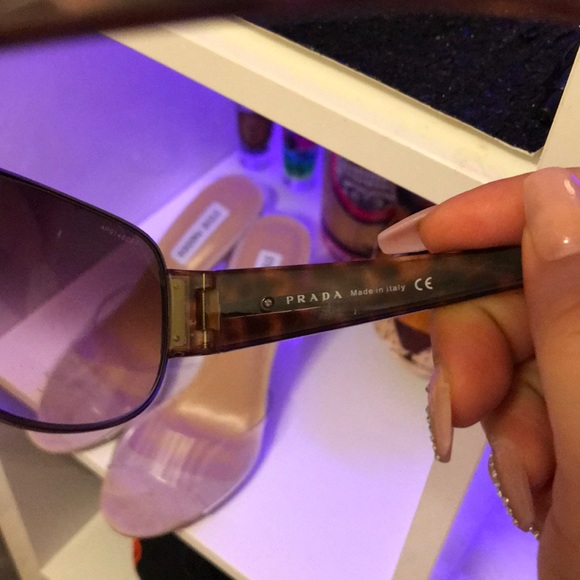 Prada sunglasses 100%genuinos - Picture 8 of 8